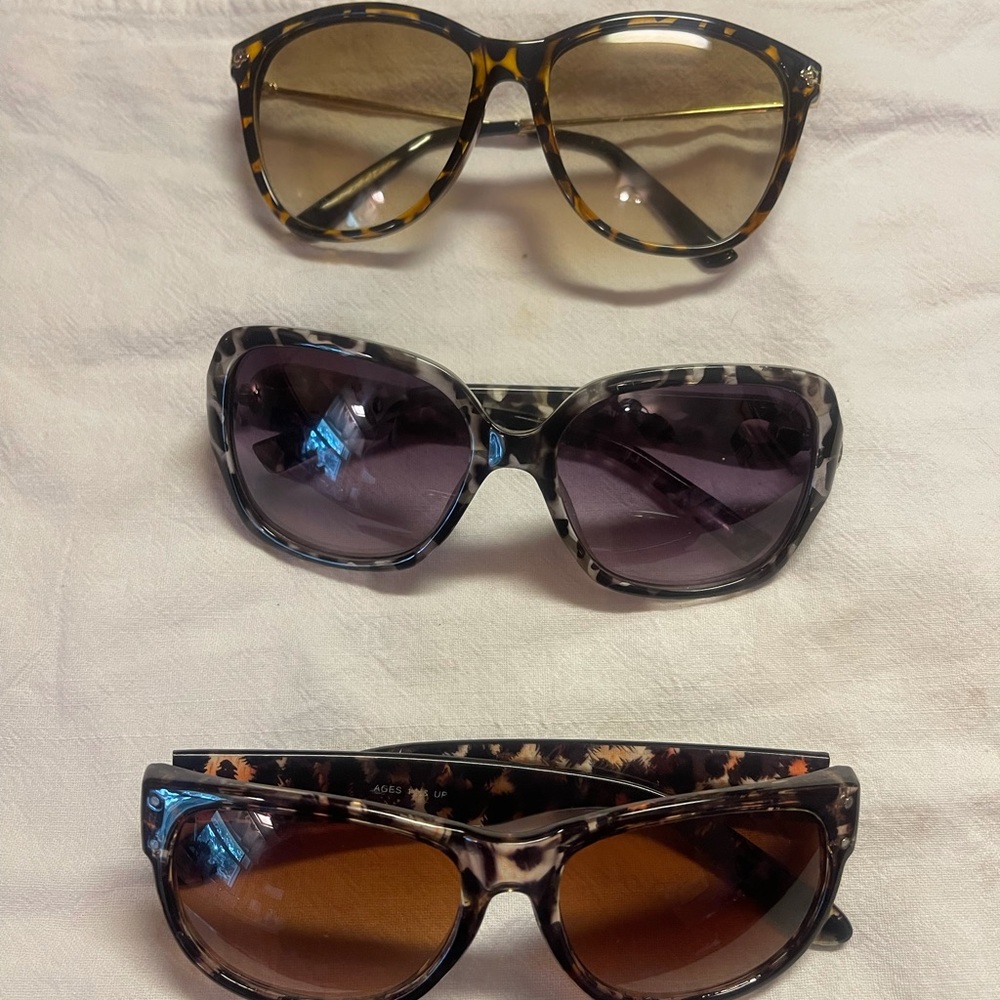 Set of 3 Women’s Sunglasses -Leopard Animal Print